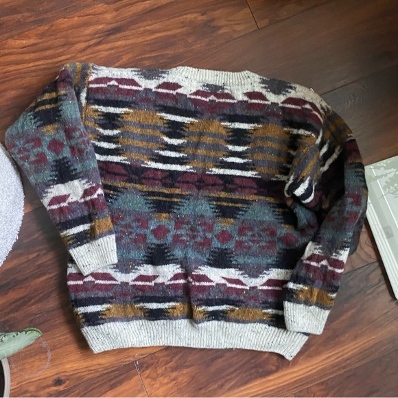 Vintage Patterned Grandpa Knit Sweater - Picture 3 of 4
